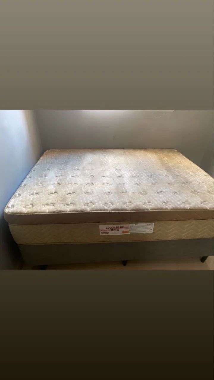 Cama box com colchão de molas