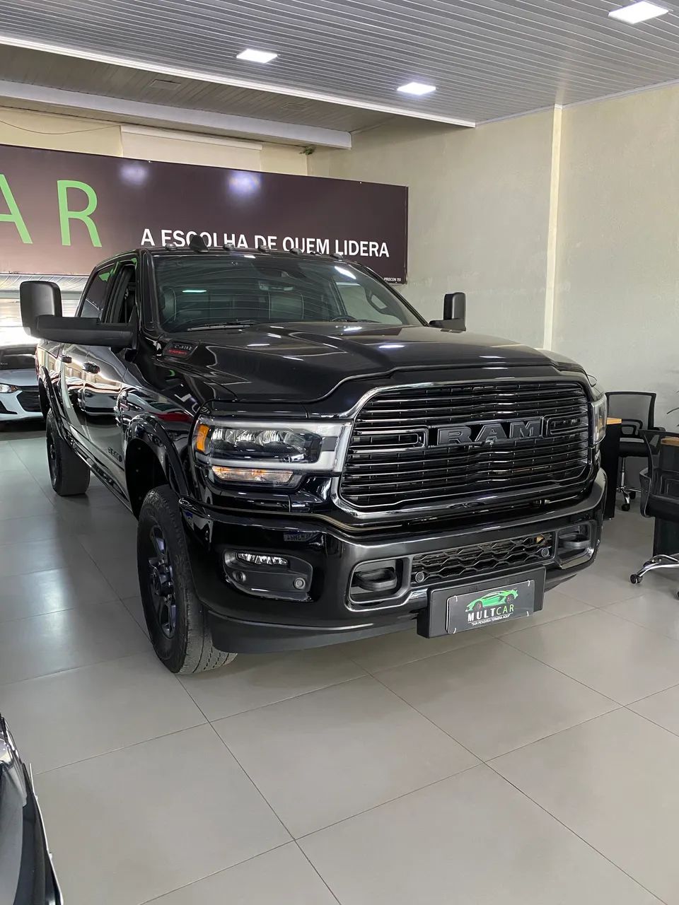 Ram 3500 3500 LARAMIE 6.7 TB CD 4x4 Diesel 2022