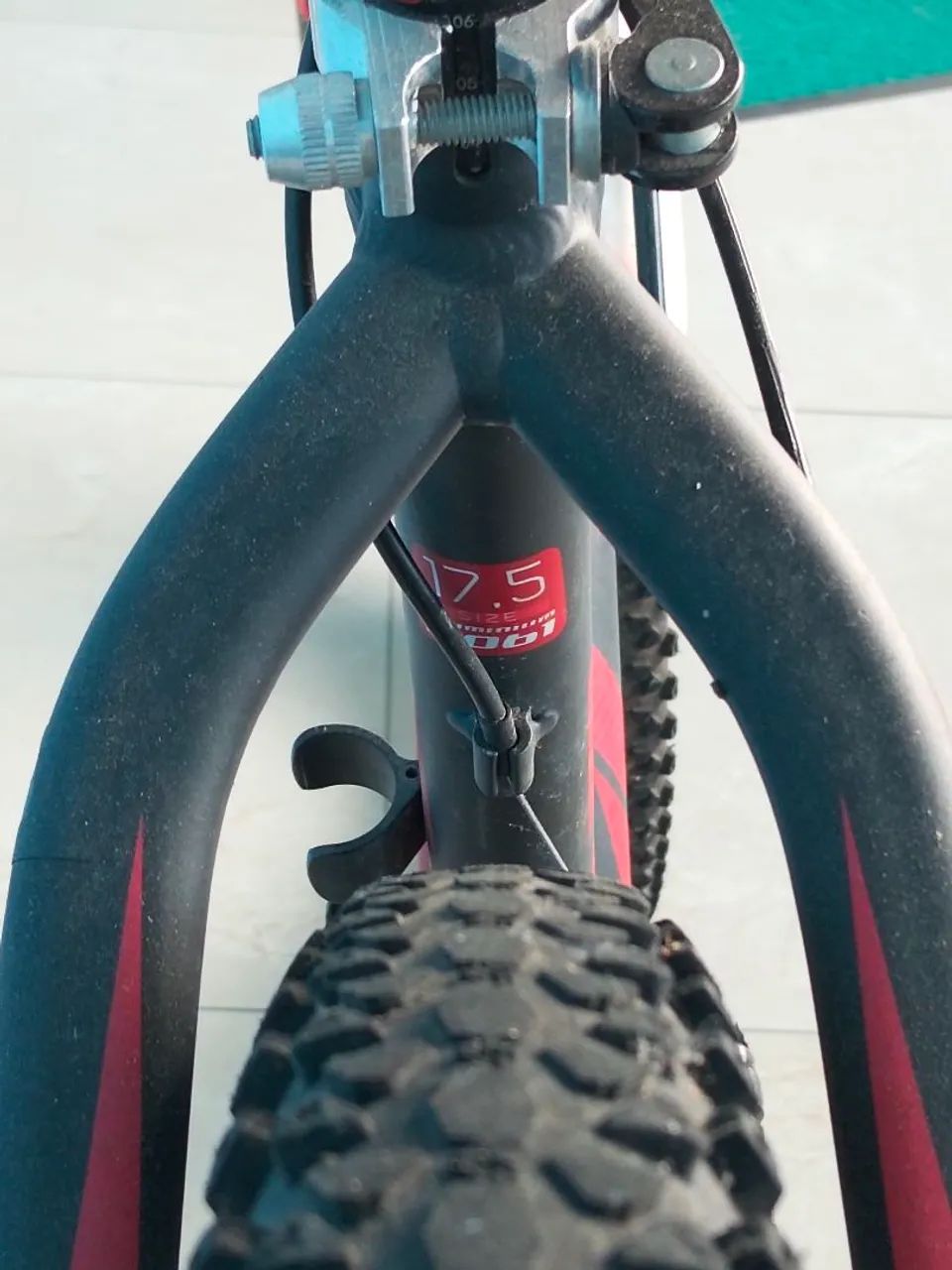 Bicicleta aro 29 forst  - Foto 3
