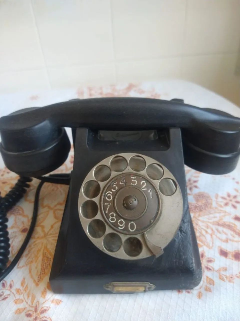 Telefone antigo Ericson preto