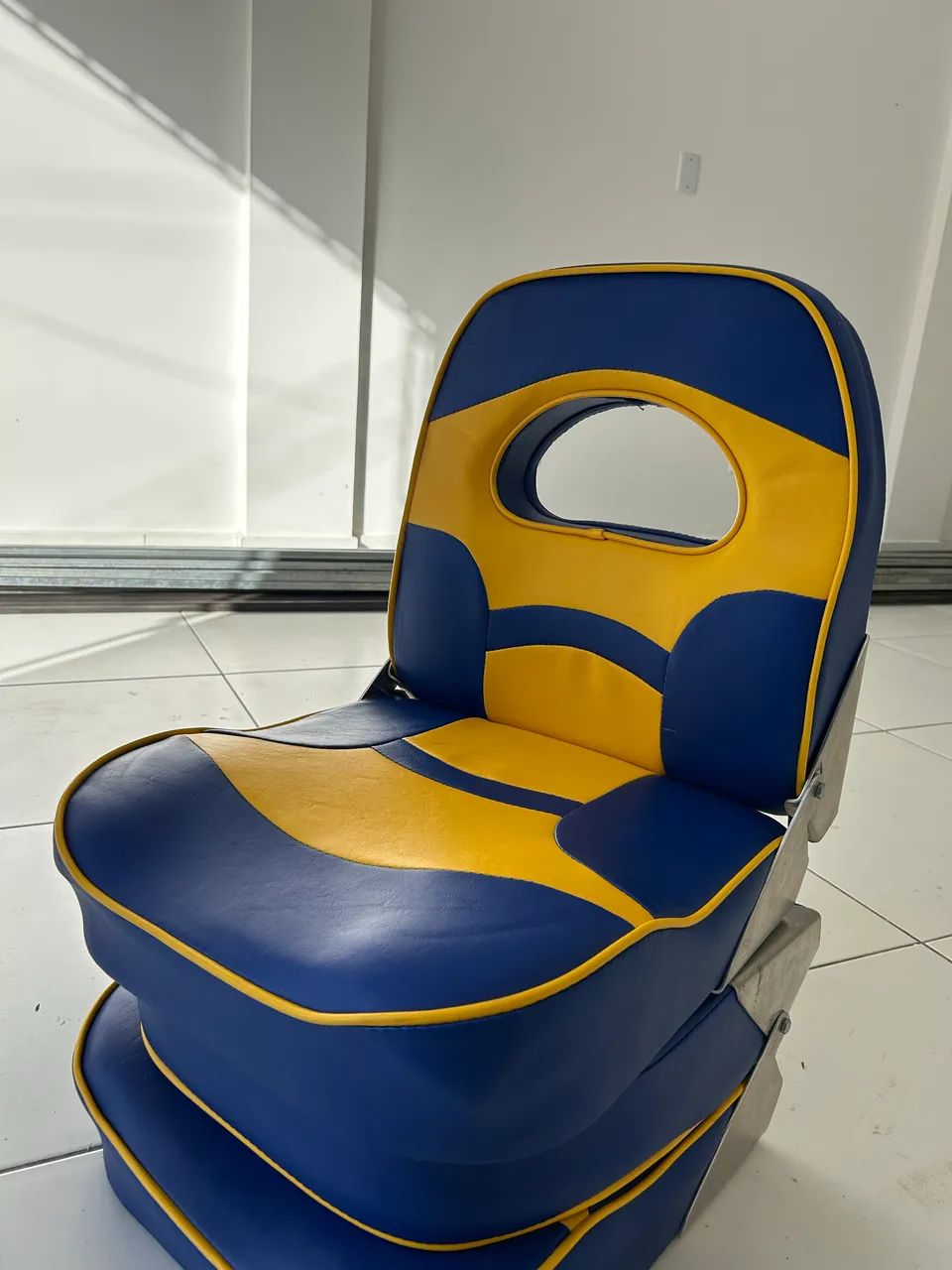 Poltrona Náutica Estofada - Conforto e Acabamento Premium - Foto 3