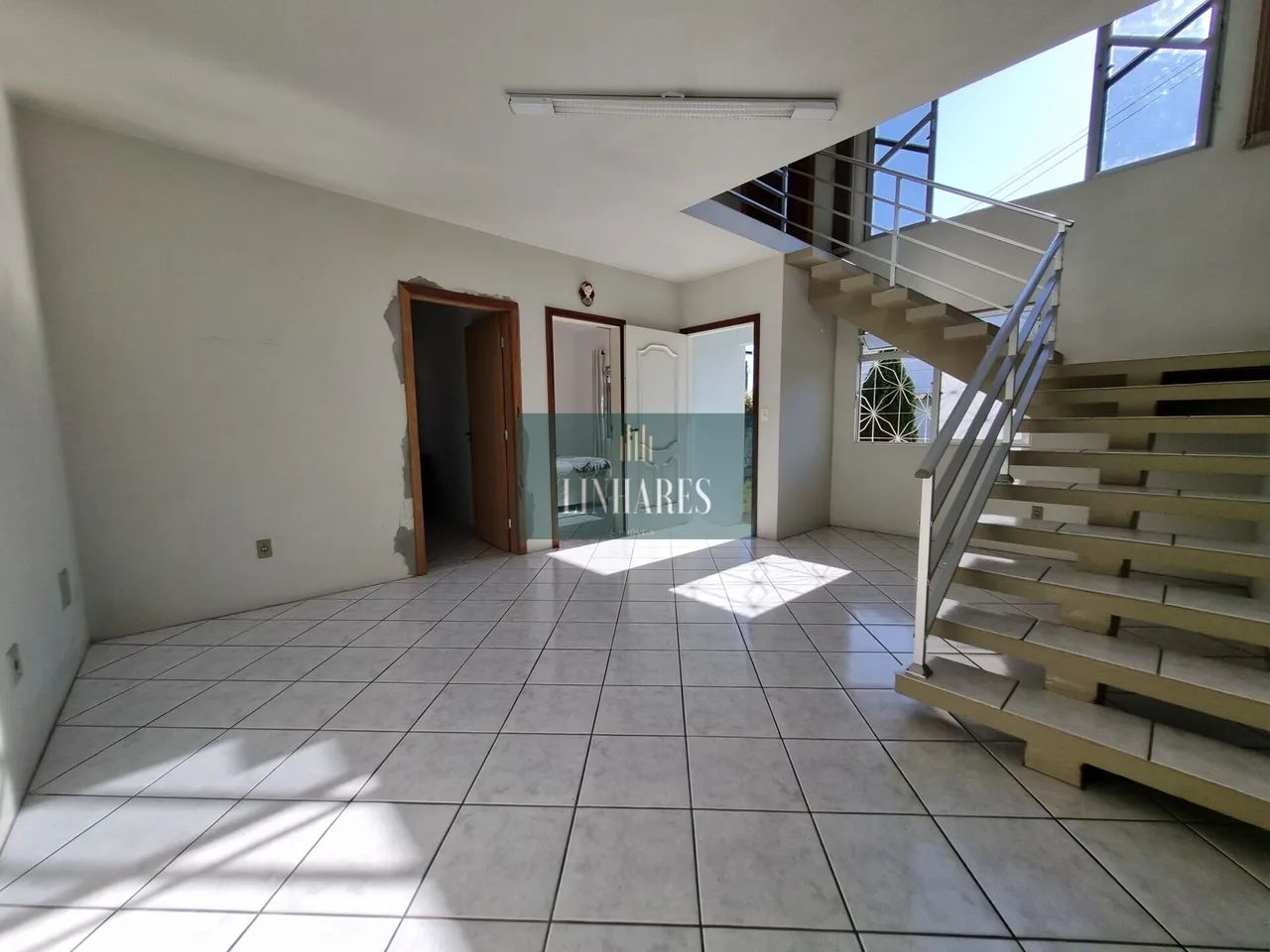 Casa com Viabilidade Residencial ou Comercial no Estreito. - Foto 3