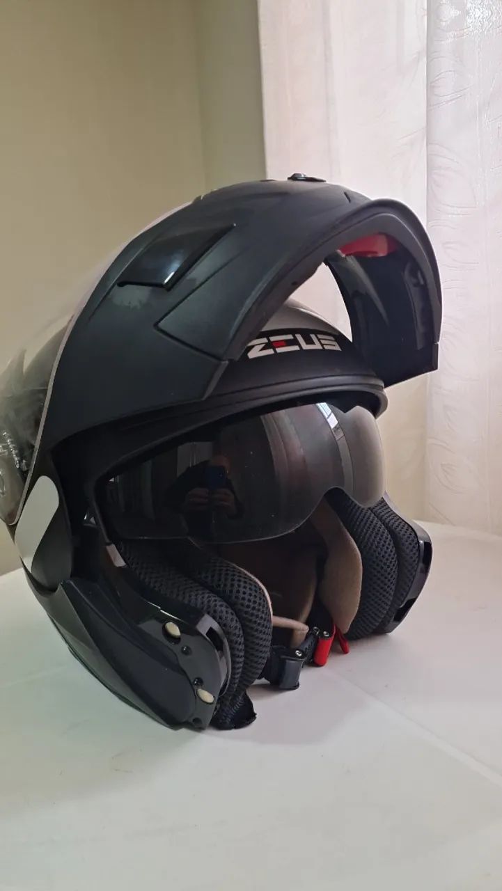 Capacete Zeus Articulável nº58 Pouco usado