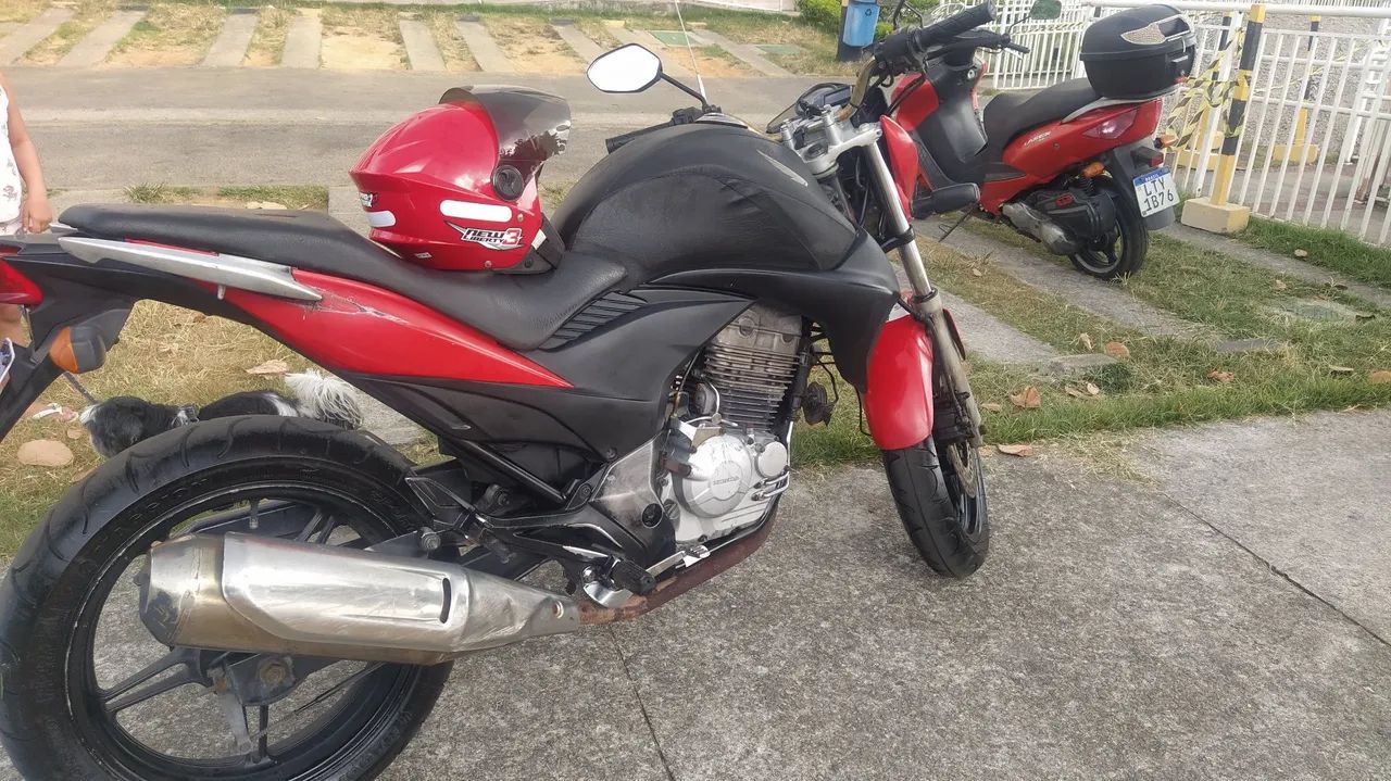 CB 300 - Foto 4