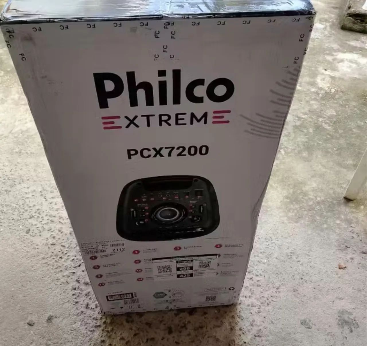 Caixa de Som Amplificada Philco 1350W PCX7200 Bluetooth Bivolt na Caixa - Foto 2