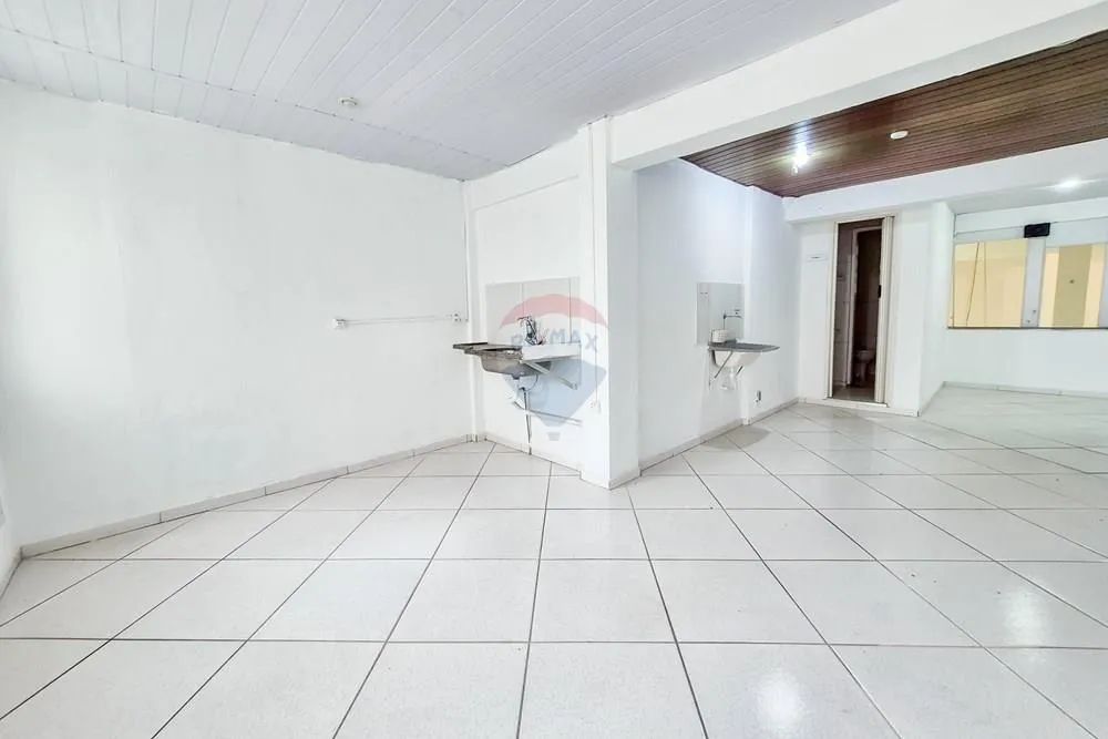 Loja ampla com 170m2 e sobreloja para locação na Barbosa Lima - Foto 4
