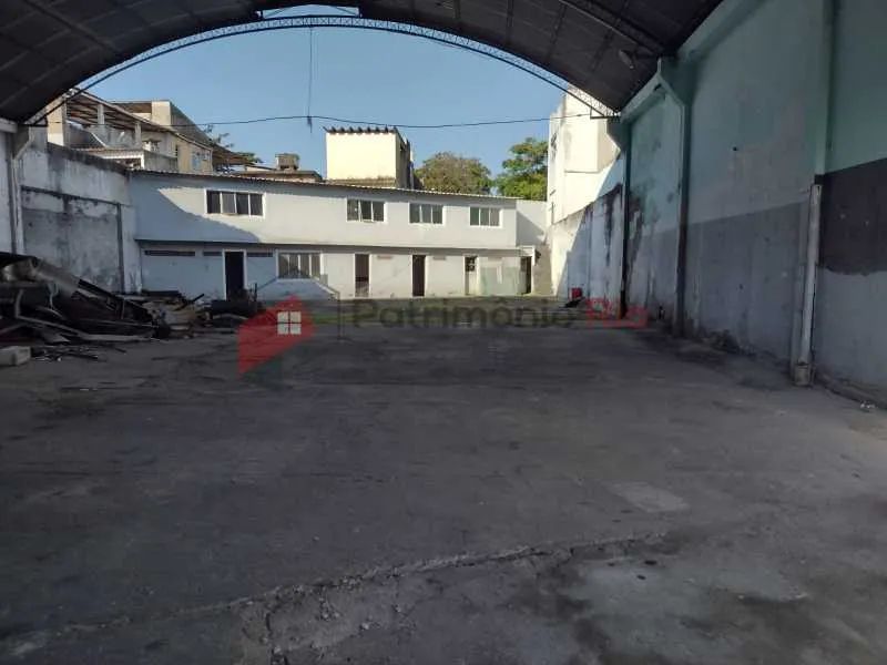 Galpão Logística e caminhões - em Rocha Miranda - Foto 2
