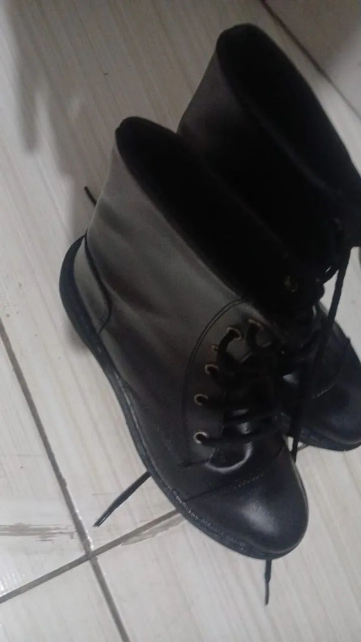 Bota de couro preta 