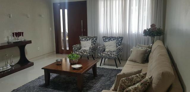 Sobrado com 4 suítes na melhor localização de Vicente Pires! - Foto 3