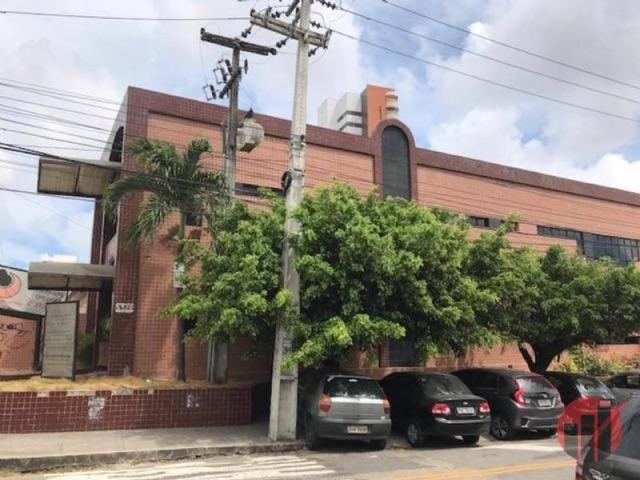 PX Prédio comercial duplex de Esquina no B. Fatima
