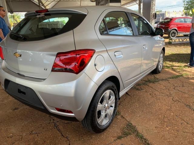 CHEVROLET ONIX 1.4 MPFI LT 8V FLEX 4P 2019 - Foto 4