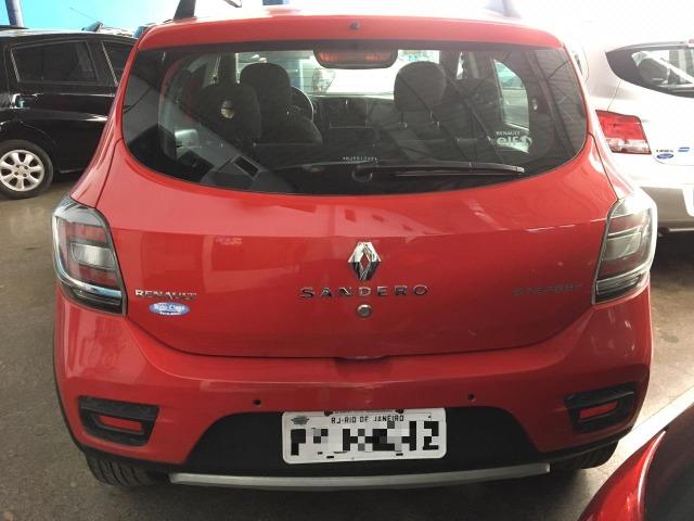 Renault Sandero Stepway 1.6 " Espetacular" e com pouca entrada!! - 2017 - Foto 2