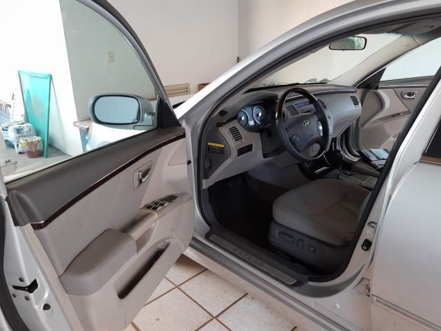 Hyundai Azera 3.3 V6 - Foto 3