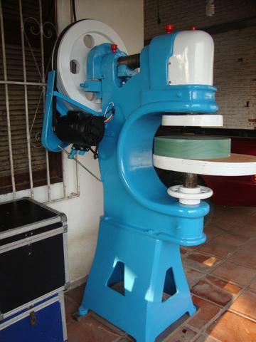 Máquina para fabricar chinelos - Foto 4