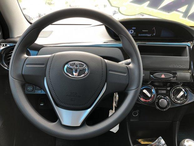 Etios Sedan 1.5x - Foto 6
