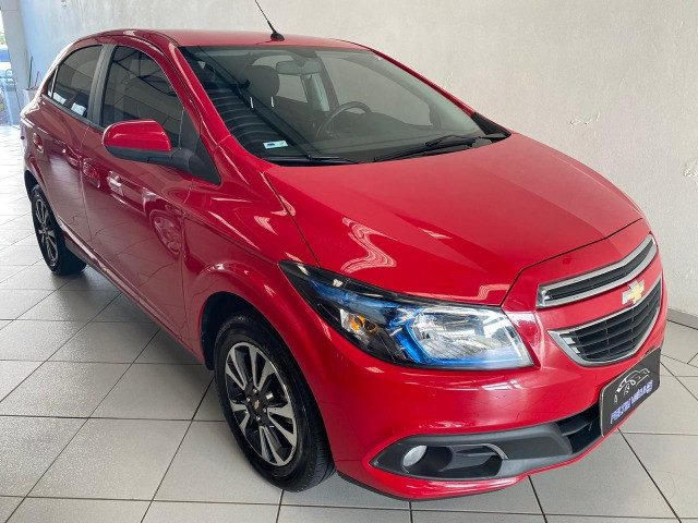 Onix 1.4 LTZ 2016 automático, segundo dono