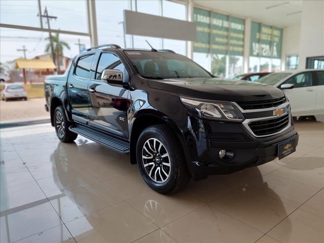 CHEVROLET S10 2.8 HIGH COUNTRY 4X4 CD 16V TURBO DIESEL 4P AUTOMÁTICO