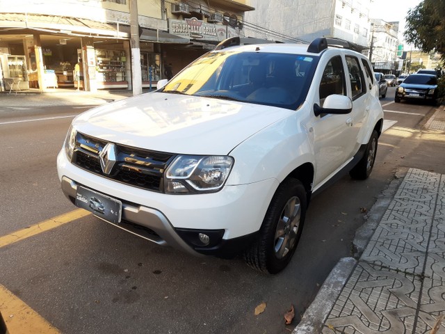 RENAULT DUSTER 2019