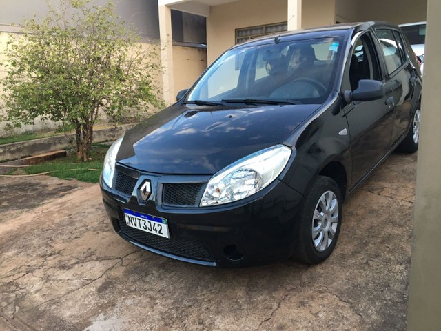 RENAULT SANDERO 1.0 COMPLETO 2010