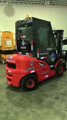 Locação De Empilhadeira Cabinada Com Ar Diesel 2022 - Foto 2