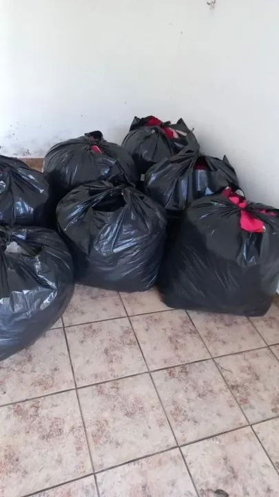 Retalhinhos de tecidos 