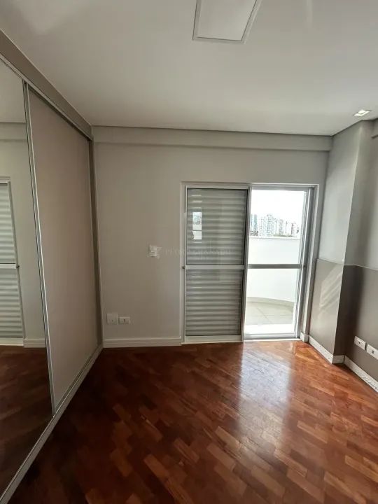 Apartamento de 3 Dormitórios com Suíte e Ar Condicionado para Locação no Centro de Maringá - Foto 13