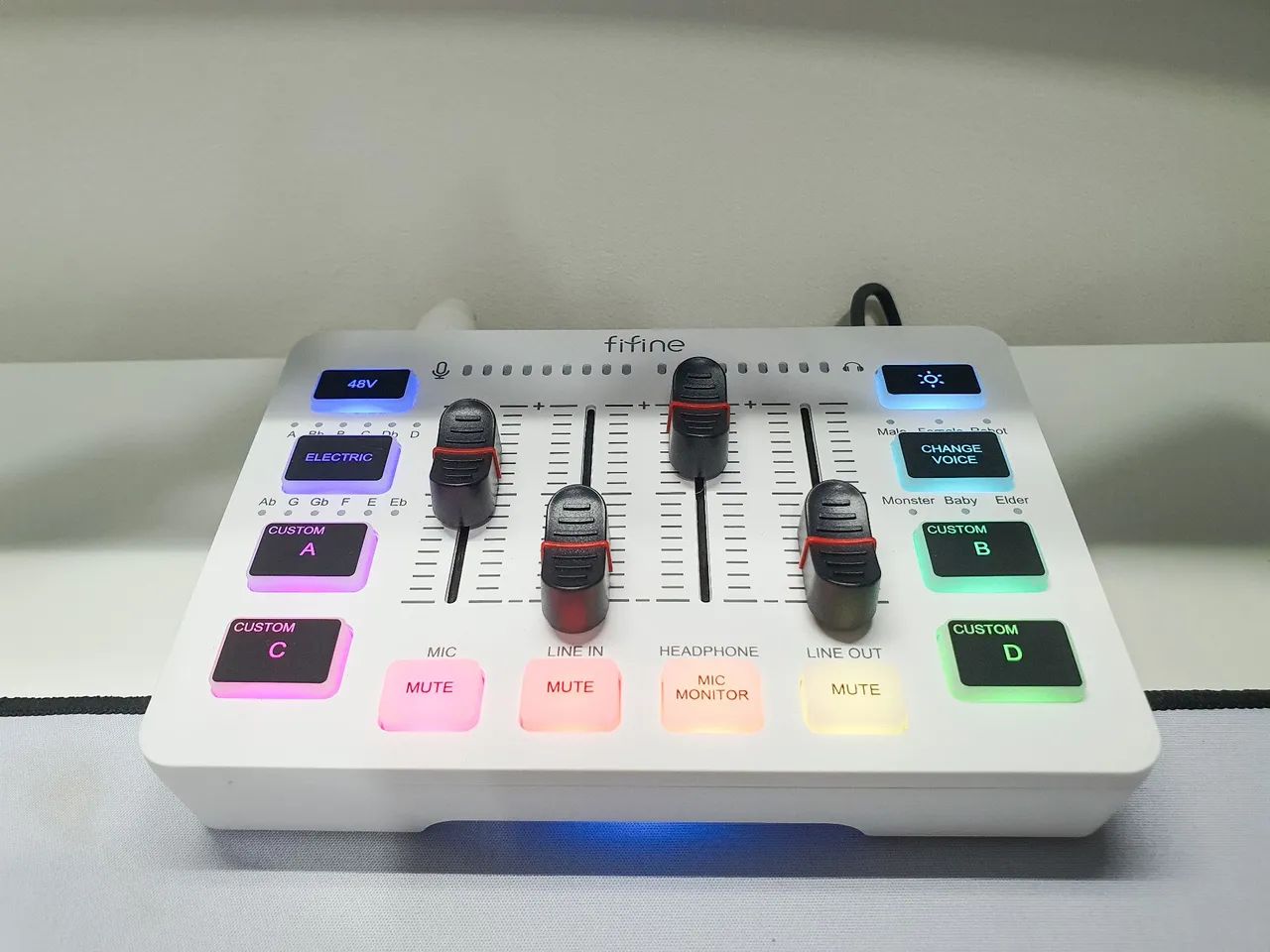 Microfone Fifine + Suporte Fifine (braço) + Mixer Fifine  - Foto 4