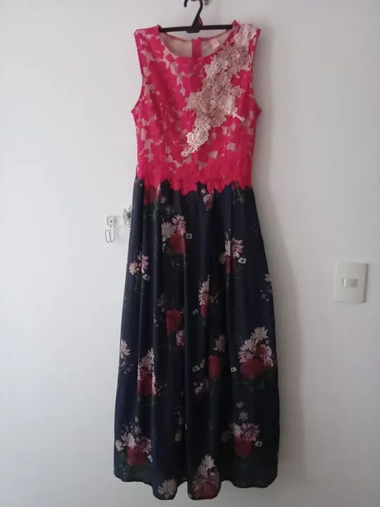 Lindo vestido  , tamanho  42