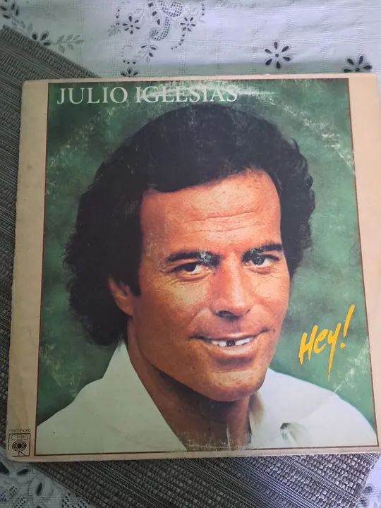 Julio Iglesias Records