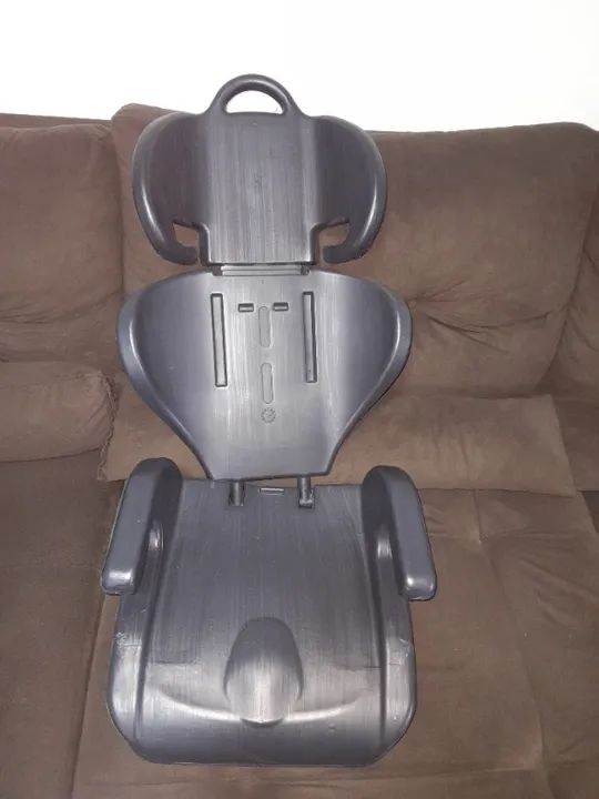 Vendo cadeira infantil feminina para automóvel 