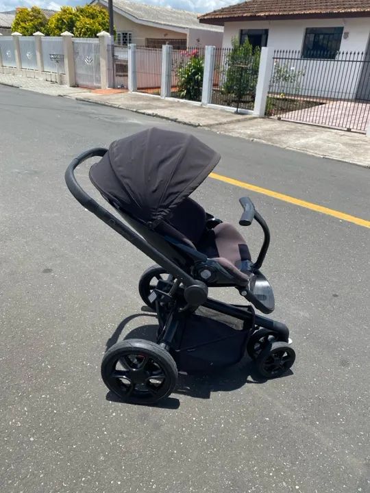 CARRINHO QUINNY DE BEBÊ ATÉ 6 anos ótimo estado entrego!
