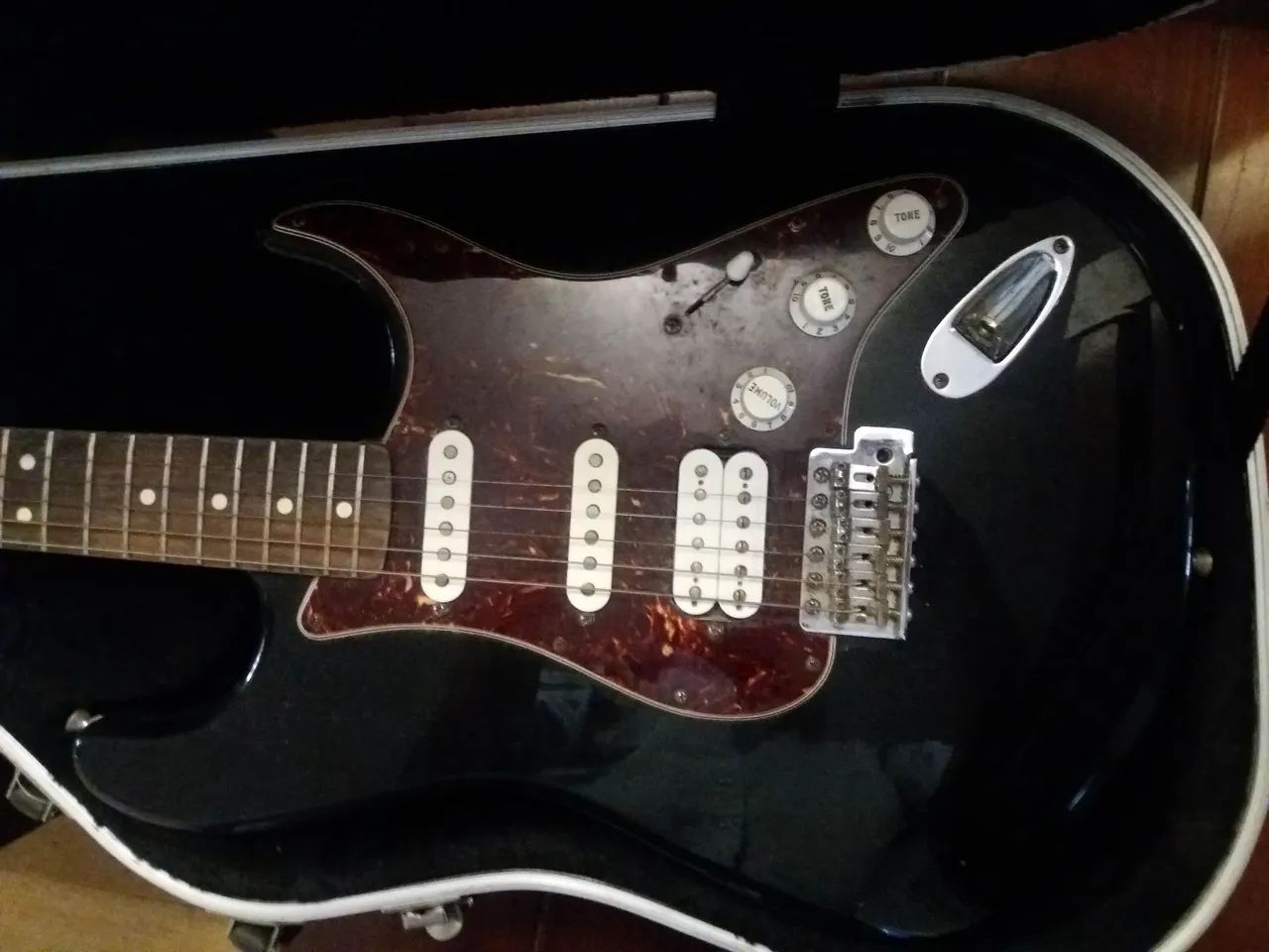 Guitarra Fender Stratocaster - Foto 3