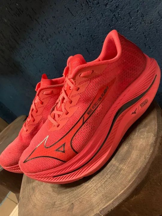 Mizuno Wave Rebellion Flash 2