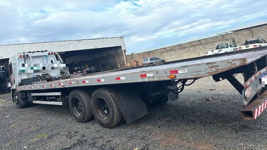 FORD CARGO 2429 TRUCK PLATAFORMA GUINCHO -ANO 2013 - Foto 5