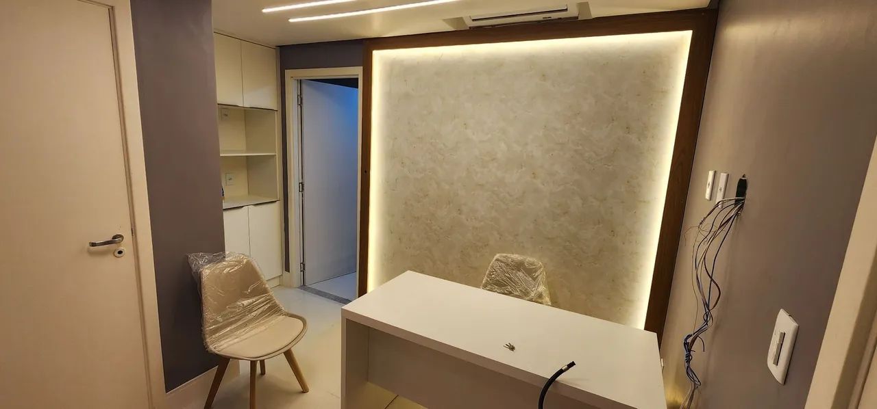 Vende-se Luxuosa sala Odontológica no Vieiralves  - Foto 12