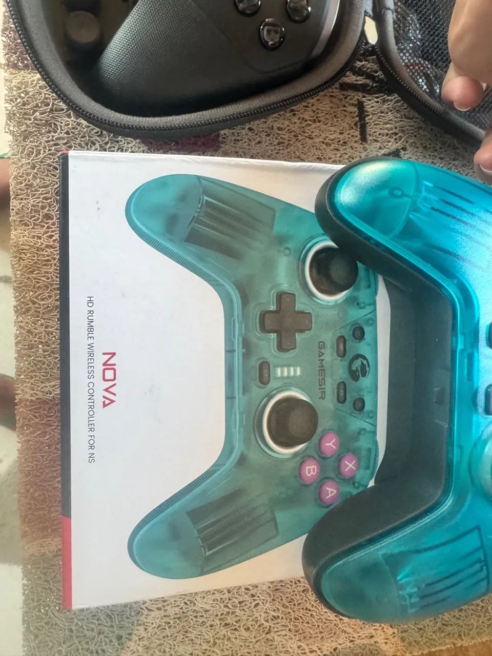 Controle Gamesir Nova para Nintendo Switch PC,celulares -Transparente