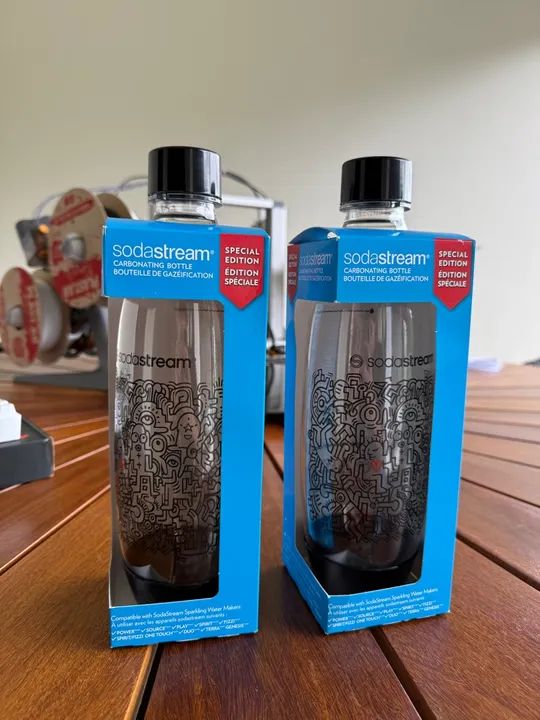 Garrafa 1L SodaStream de Gaseificação Água Doodle Style Preto