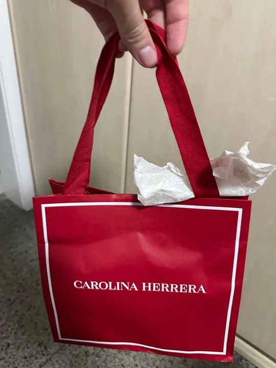 Carolina Herrera 212 Men Body Spray - Foto 2