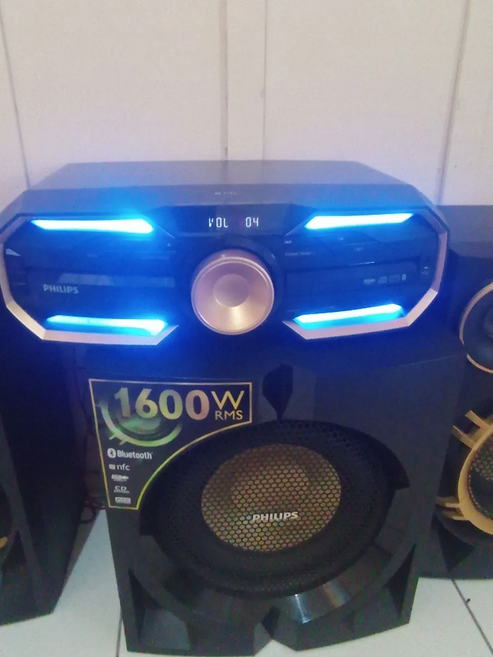 Mini System Philips 1600W RMS Bluetooth