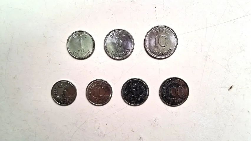 Coleção de Moedas Antigas - Cruzado e Cruzeiro Real - 7 moedas