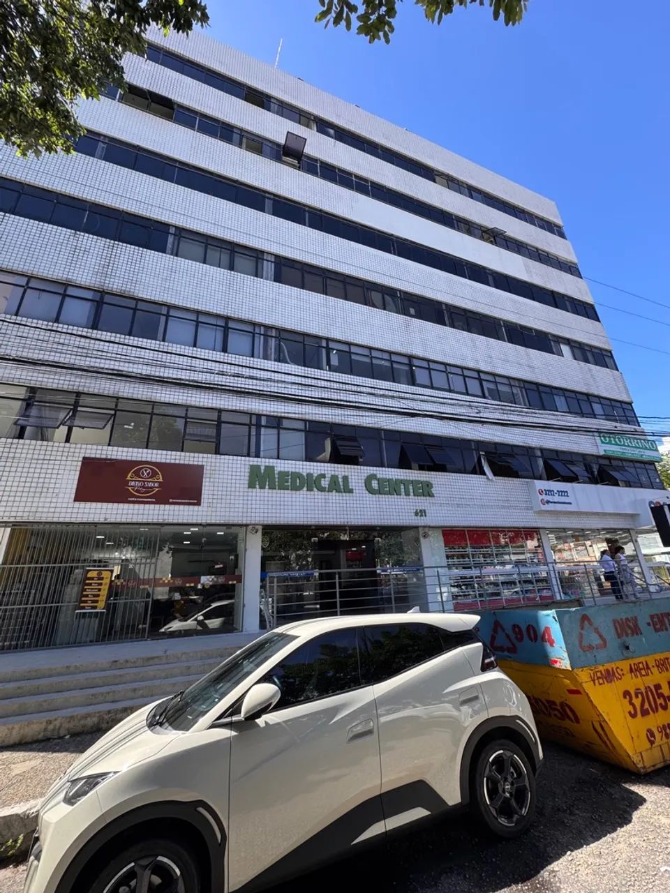 Ótima sala comercial em frente ao São Lucas