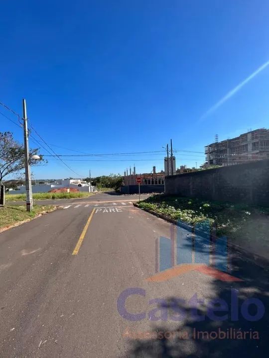 Terreno para Venda em Umuarama / PR no bairro Jardim Europa - Foto 2