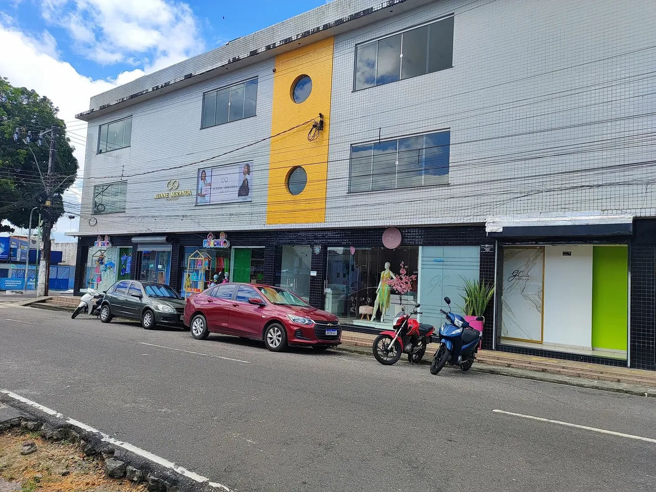 Sala comercial para aluguel tem 30 metros quadrados com 1 quarto em Centro - Bragança - PA