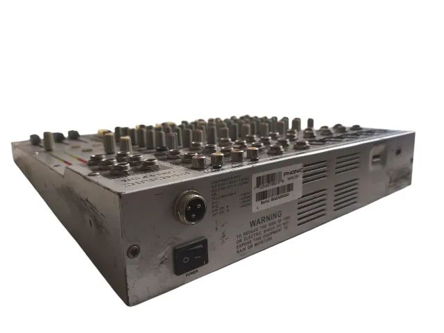 Mesa De Som Phonic Mm1705 2 Canais - Foto 2