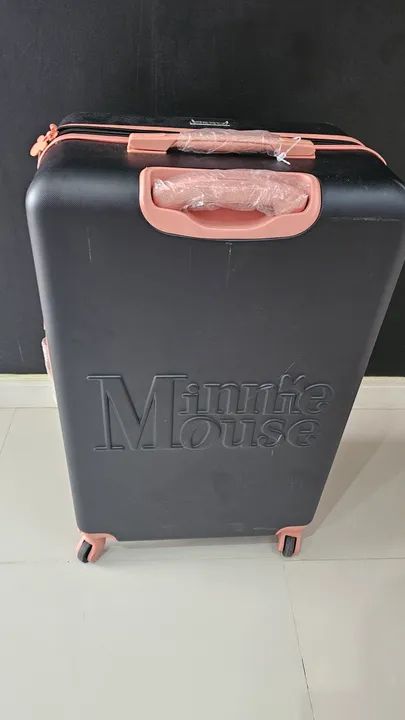 Mala de Viagem Minnie Mouse - Preta  - Foto 3