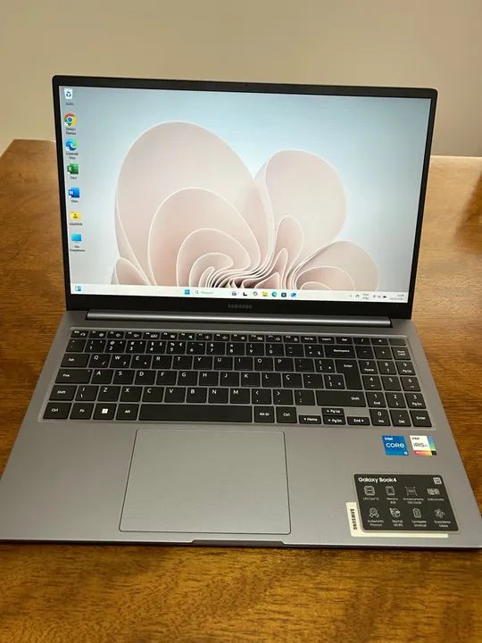 Vendo Samsung book 4 Core i5 13a Geração  - Foto 2