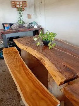 Rustic Table65060623443331121