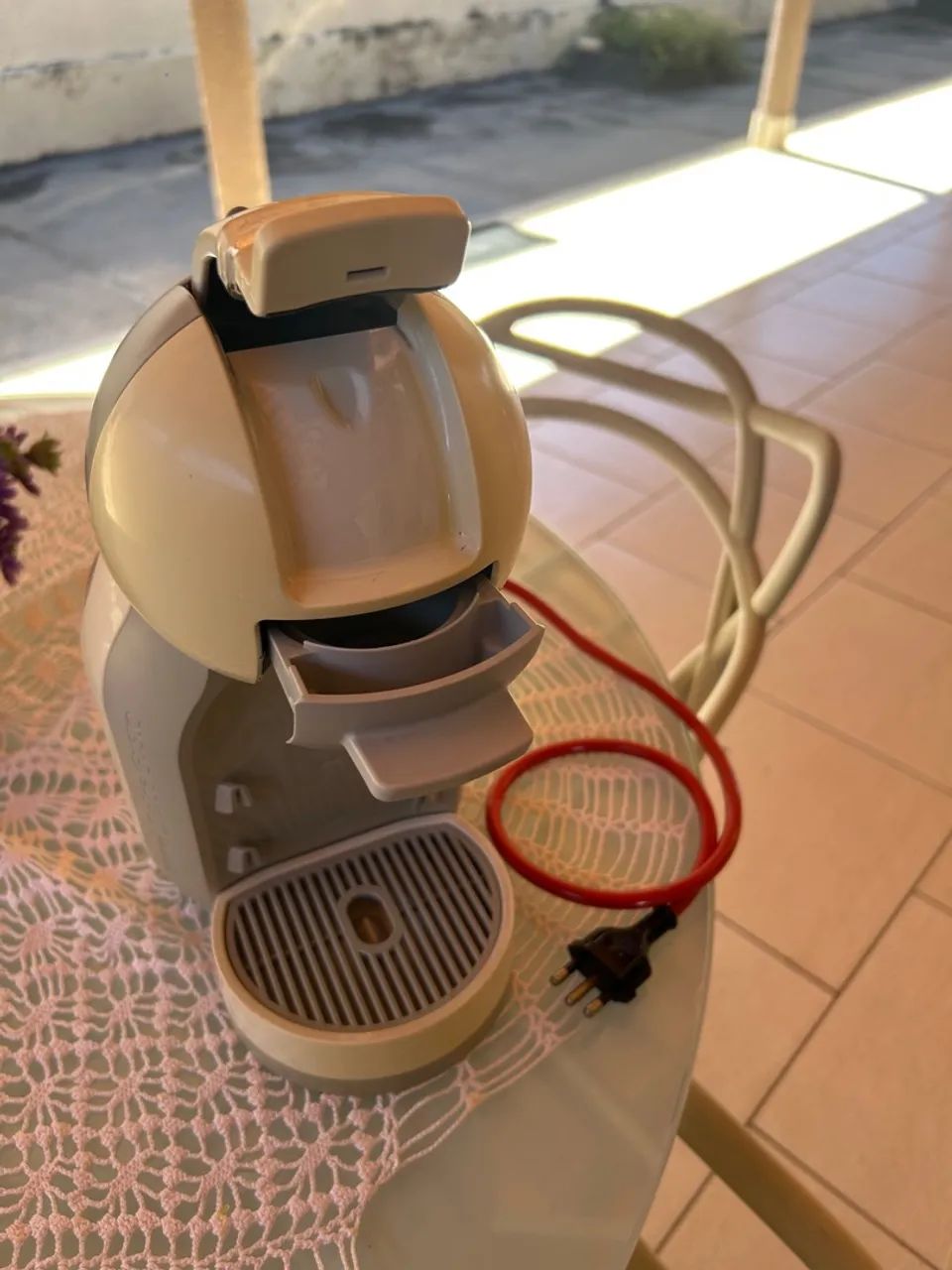 Cafeteira dolce gusto mini me