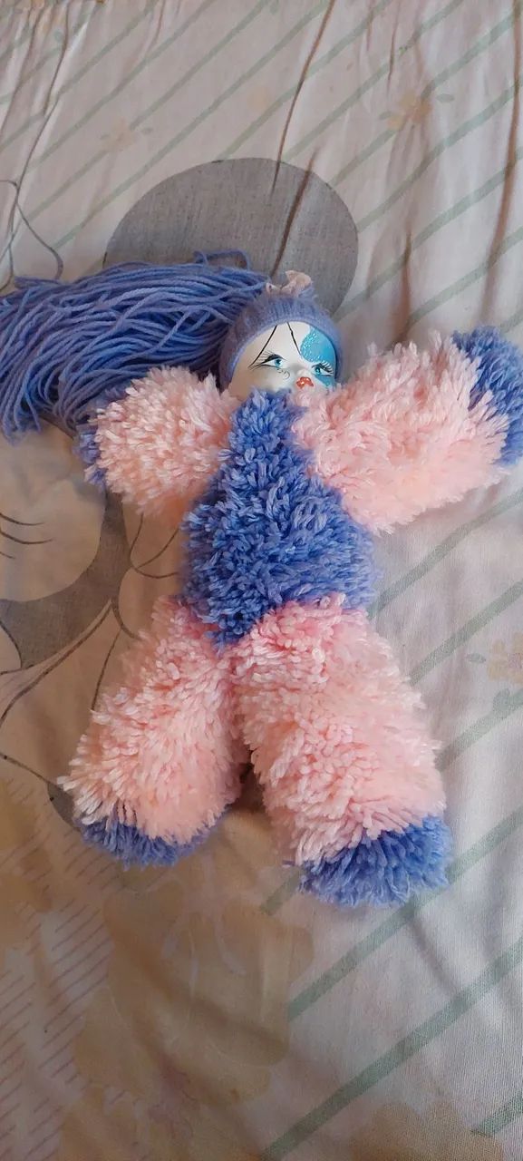 Linda boneca de lã e porcelana - Foto 2