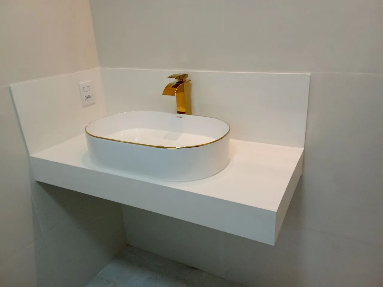 Bancadas de porcelanato para cubas de sobrepor  - Foto 2